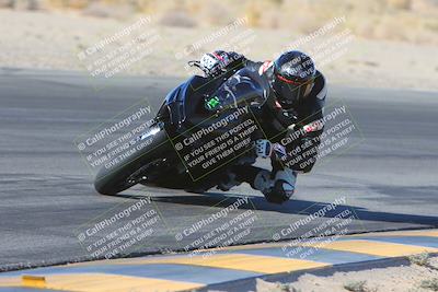 media/Jan-10-2025-CVMA Friday Practice (Fri) [[489e0da257]]/Group 4 and Trackday/Session 2 (Turn 4 Inside)/